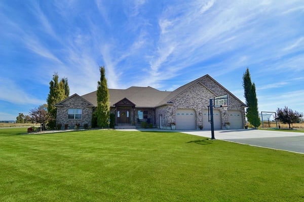 lush green lawn with lawn care in Idaho Falls