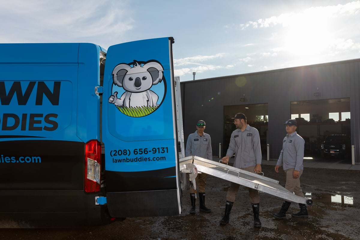 Crew Team Truck Prep at Shop 5